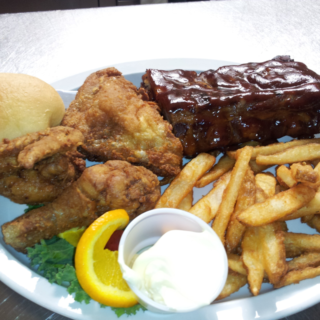 1/3 Rack Ribs & 2pc Chicken.